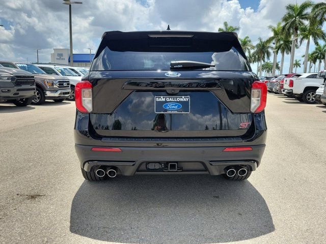 Certified 2022 Ford Explorer ST w/ Equipment Group 401A AWD/4WD image 3