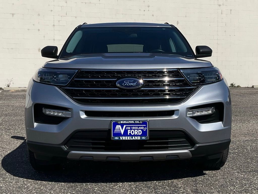 Certified 2022 Ford Explorer XLT w/ Equipment Group 202A image 25