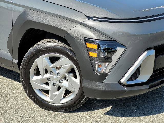 Used 2025 Hyundai Kona SE FWD image 9