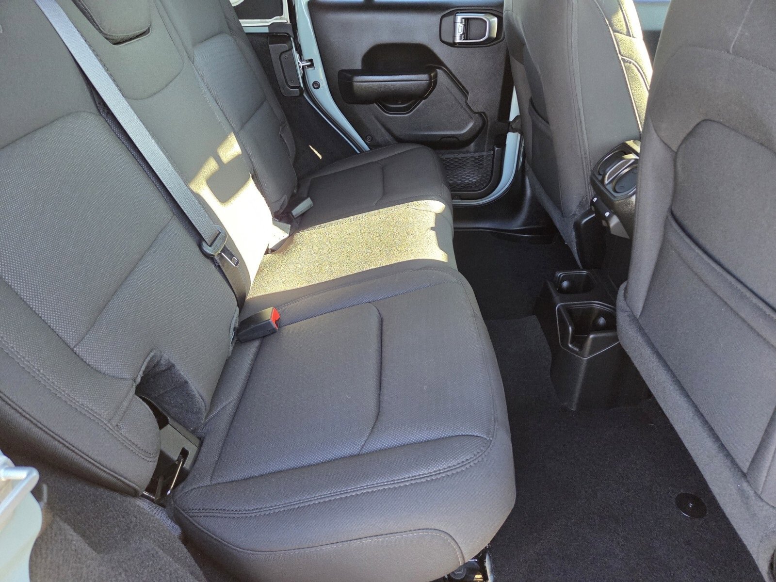 Used 2023 Jeep Wrangler Willys image 14