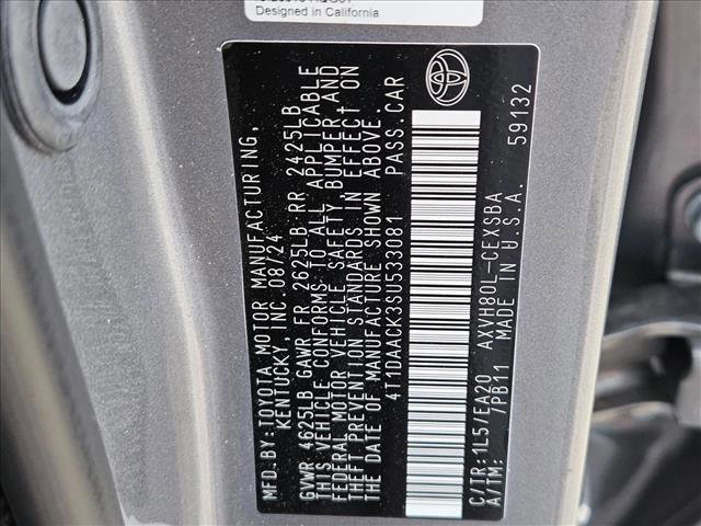 Used 2025 Toyota Camry SE FWD image 25