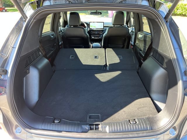 Certified 2023 Ford Escape ST-Line w/ Tech Pack #1 AWD/4WD image 30