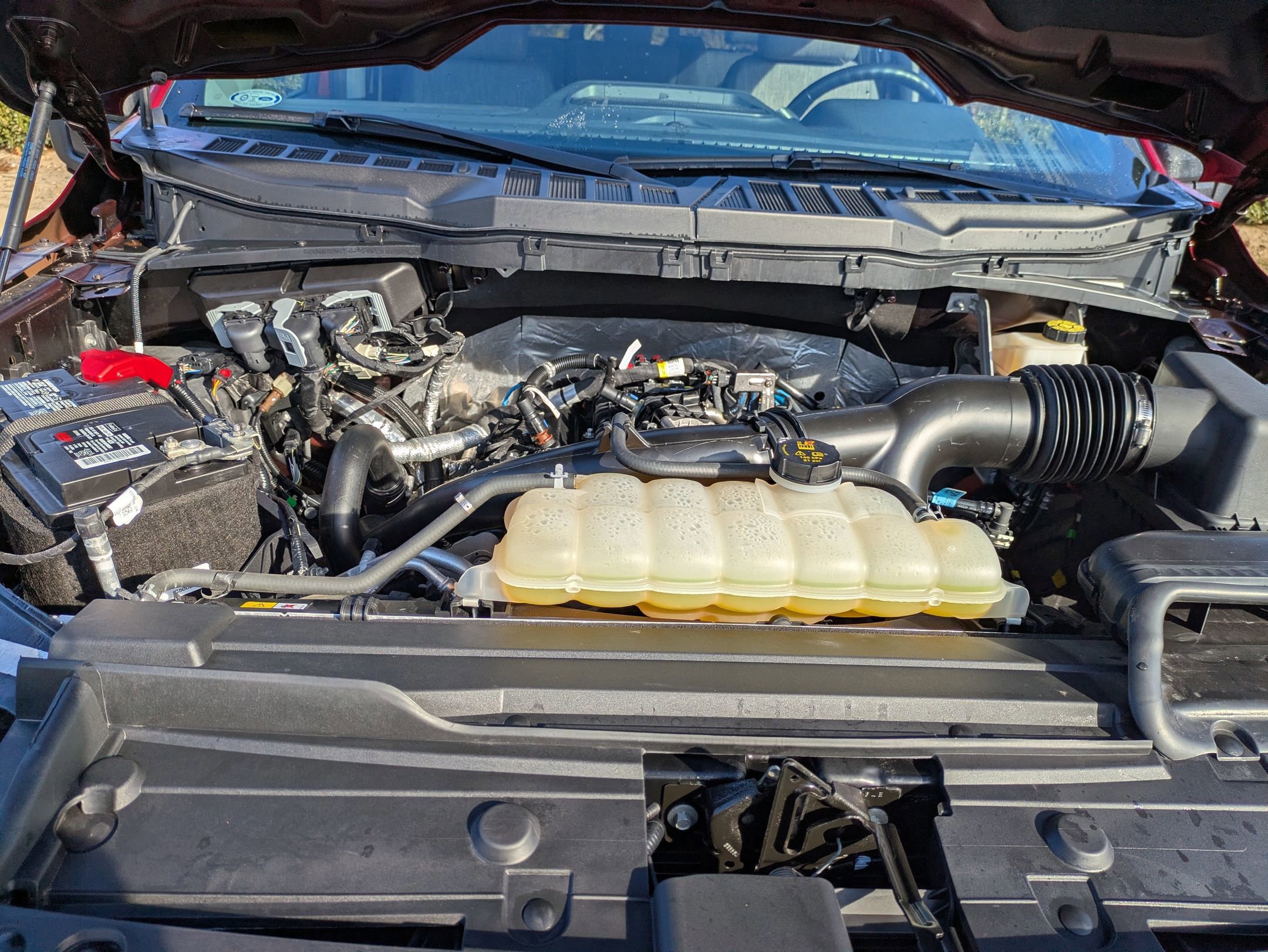 Certified 2022 Ford F150 XLT w/ Equipment Group 302A High image 44