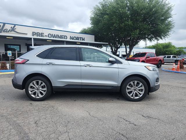 Certified 2024 Ford Edge Titanium AWD/4WD image 2