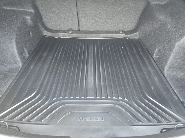 Used 2022 Chevrolet Malibu LT w/ Leather Package image 31