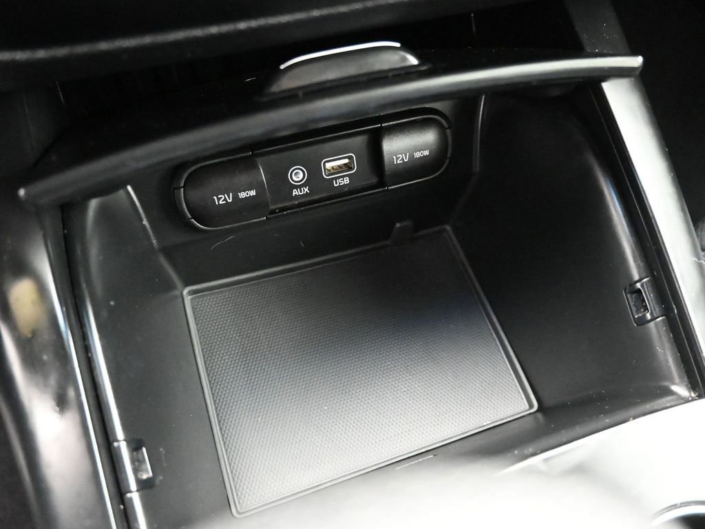 Used 2020 Kia Sorento LX image 43