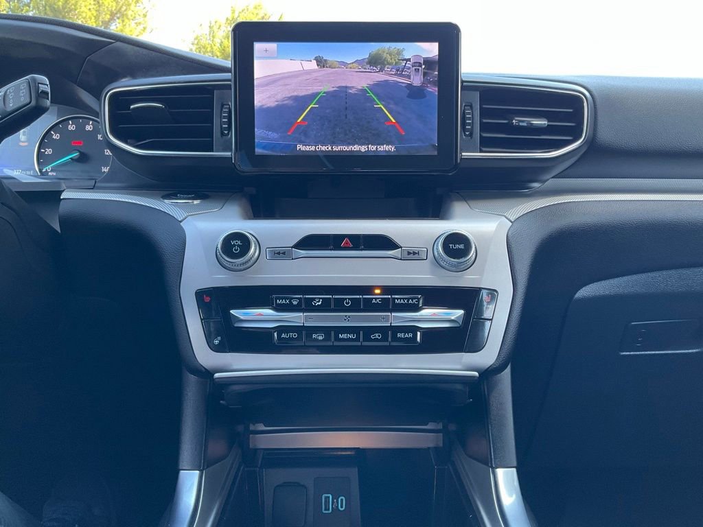 Certified 2024 Ford Explorer XLT w/ Equipment Group 202A image 34