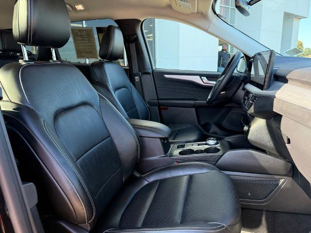 Certified 2023 Ford Escape Platinum image 11
