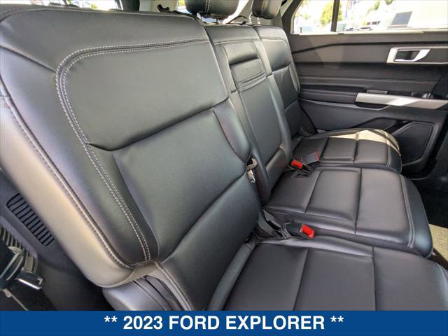 Certified 2023 Ford Explorer XLT w/ Equipment Group 202A RWD image 22