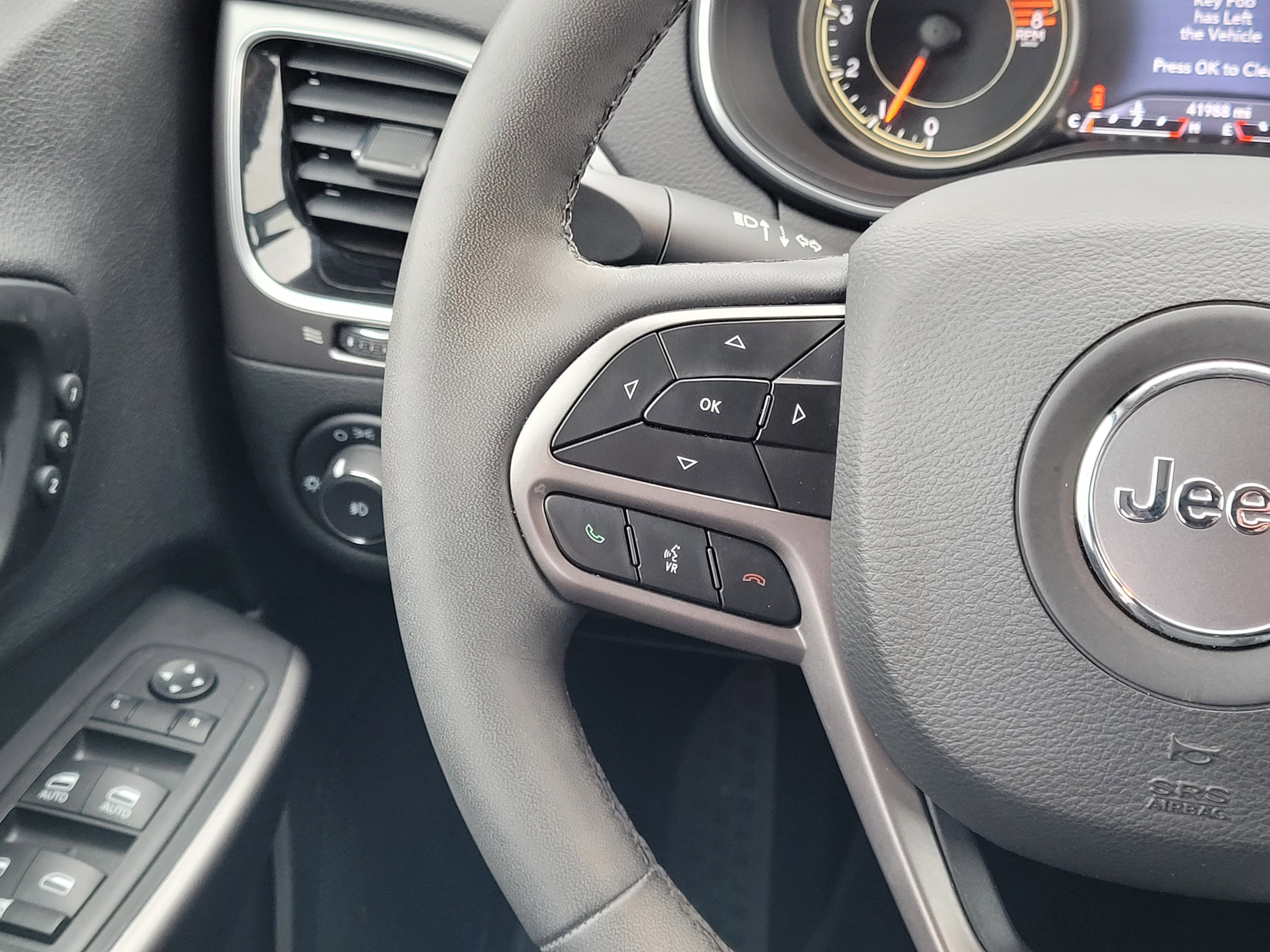 Used 2022 Jeep Cherokee Limited w/ Elite Package image 14