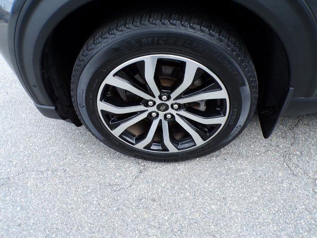 Certified 2020 Ford Explorer ST w/ Premium Technology Package image 6