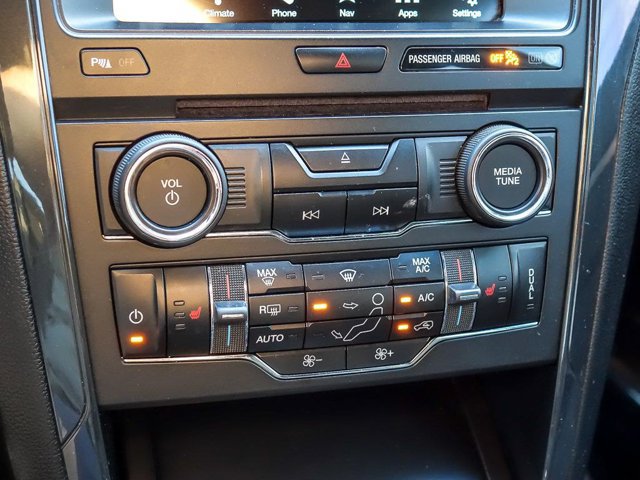 Certified 2018 Ford Explorer XLT w/ Equipment Group 202A AWD/4WD image 25