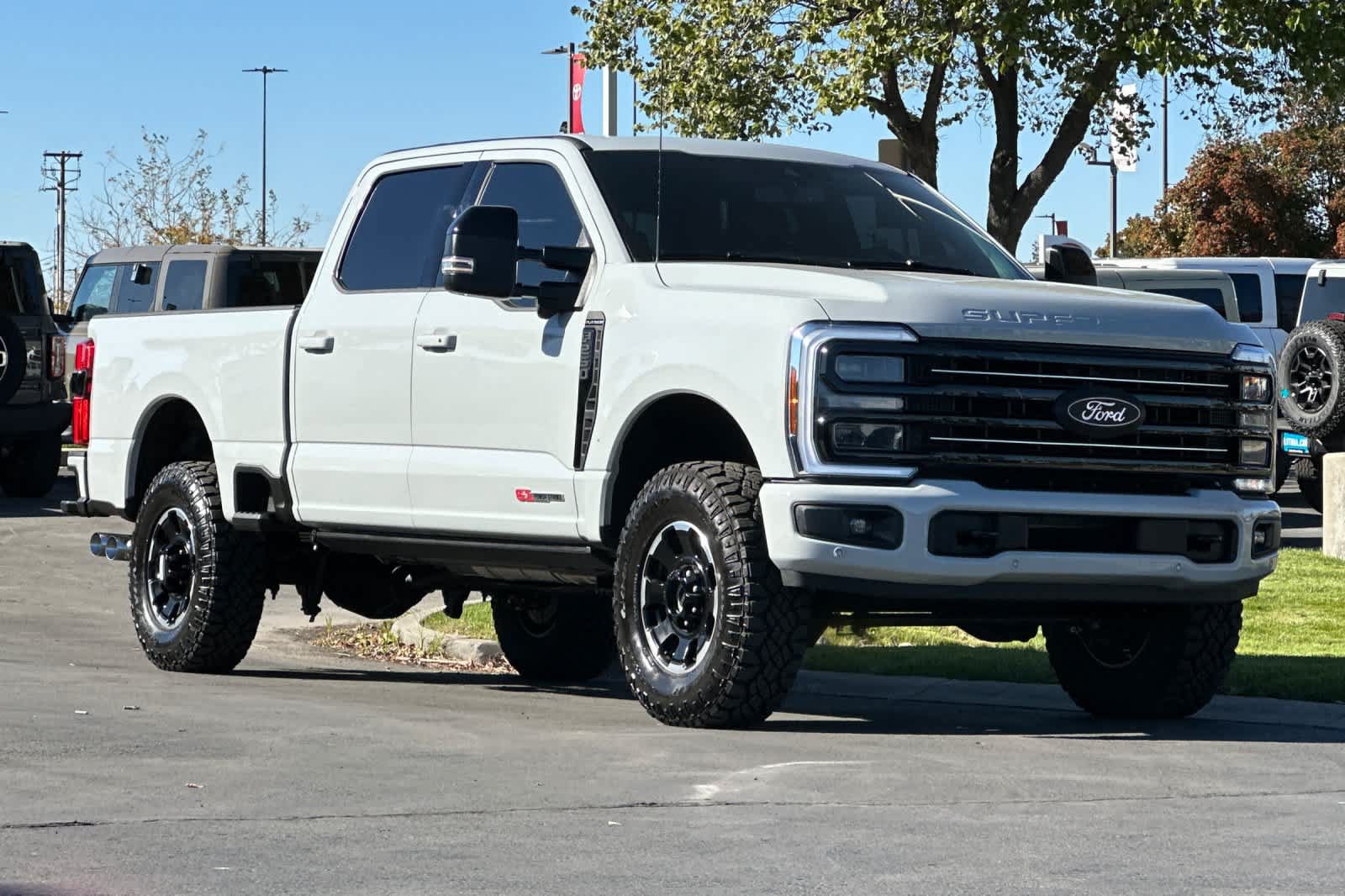 Certified 2026 Ford F250 Platinum w/ Tremor Off-Road Package AWD/4WD image 9