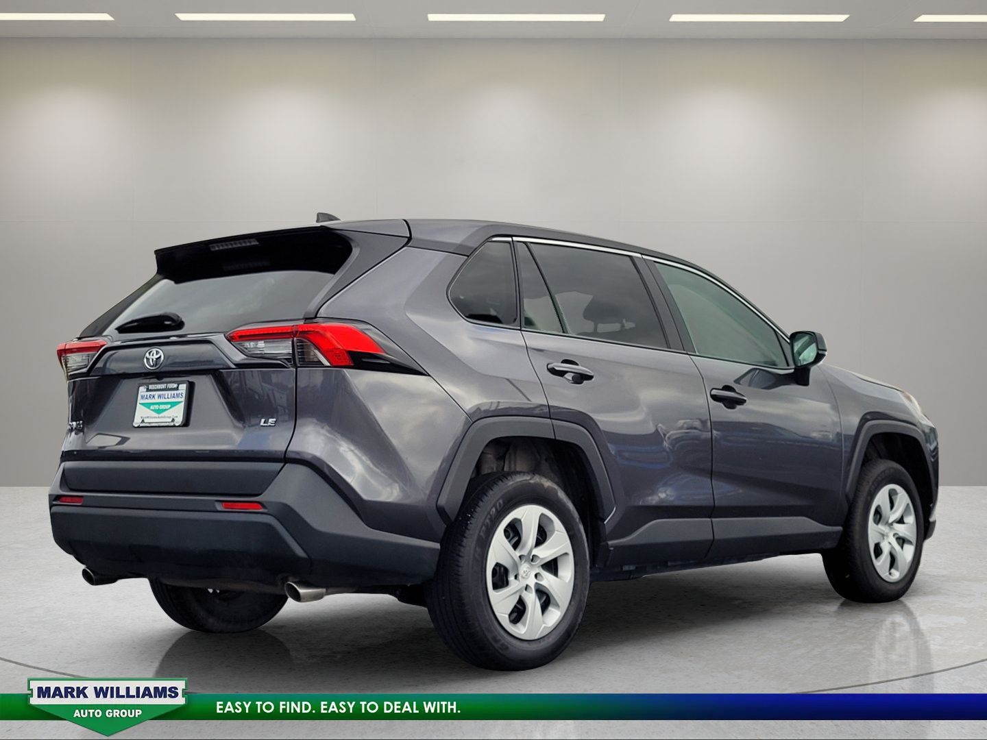 Used 2025 Toyota RAV4 LE FWD image 4