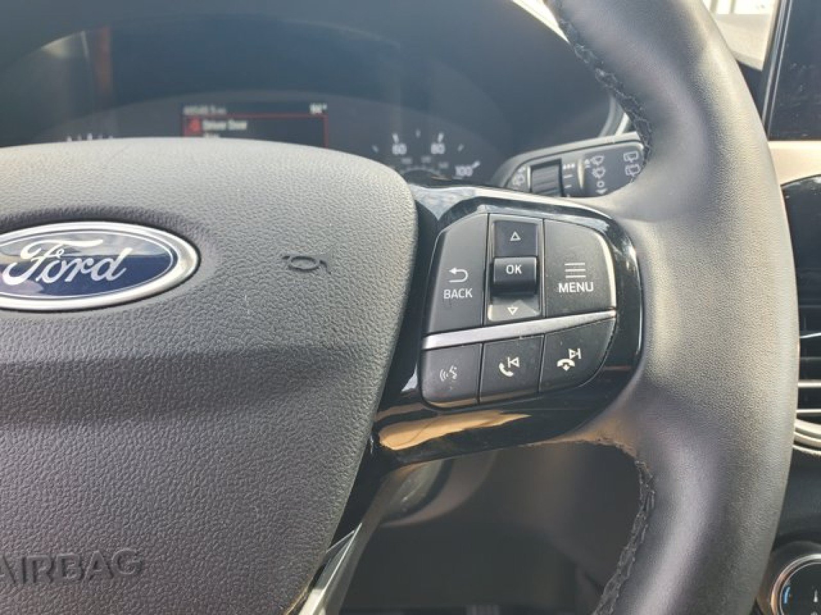 Certified 2022 Ford Escape SEL FWD image 19