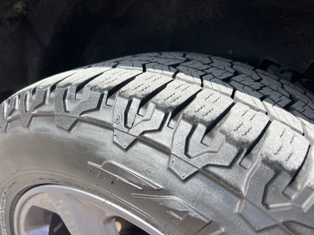 Certified 2024 Ford Edge SEL w/ Sport Appearance Package image 28