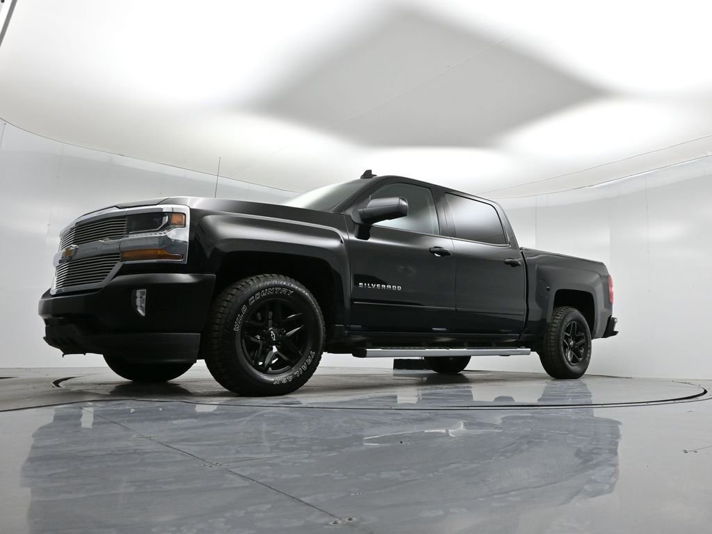 Used 2017 Chevrolet Silverado 1500 LT w/ LT Eassist Package image 42