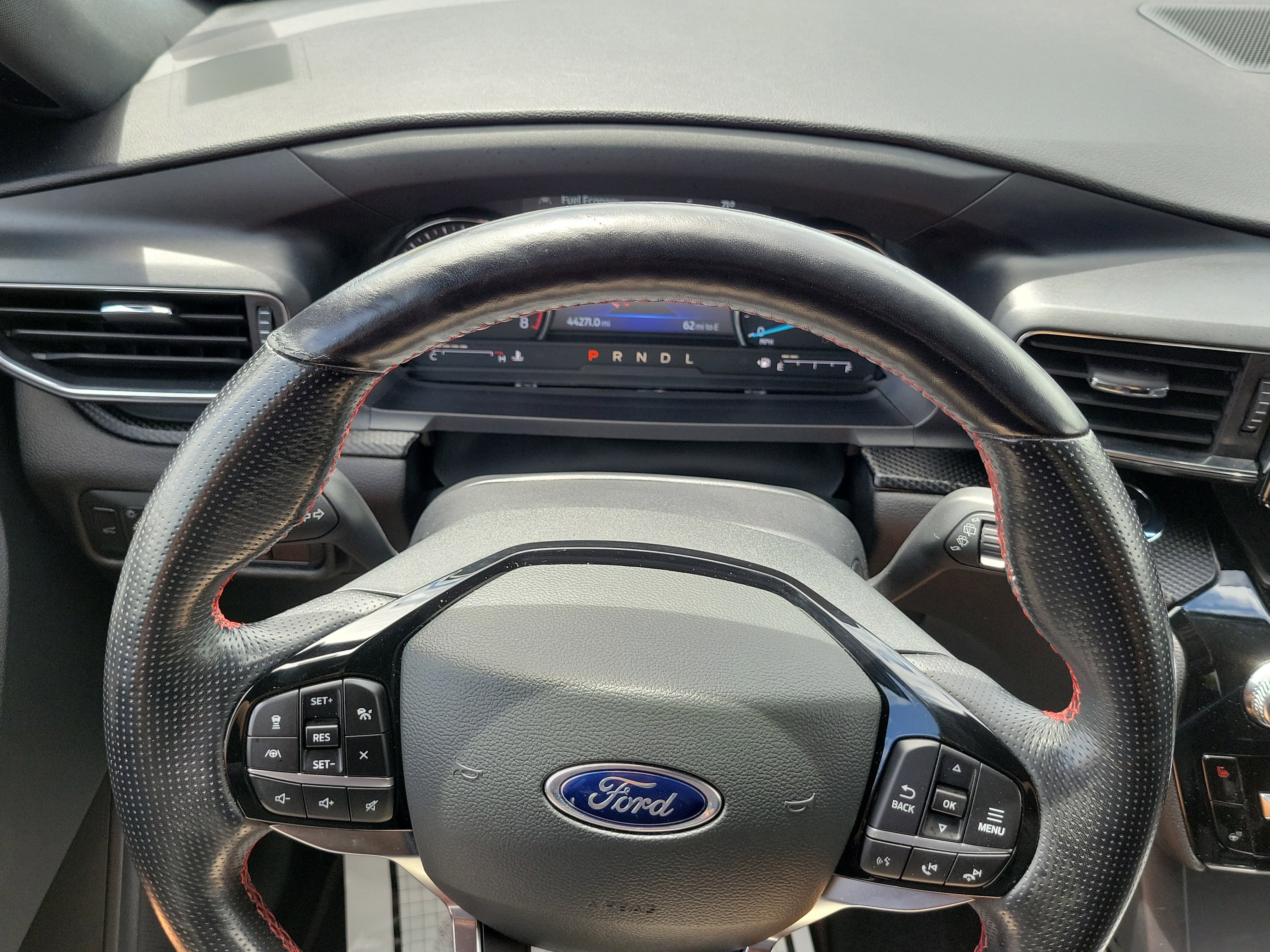 Certified 2022 Ford Explorer ST-Line w/ Class IV Trailer Tow Package image 23