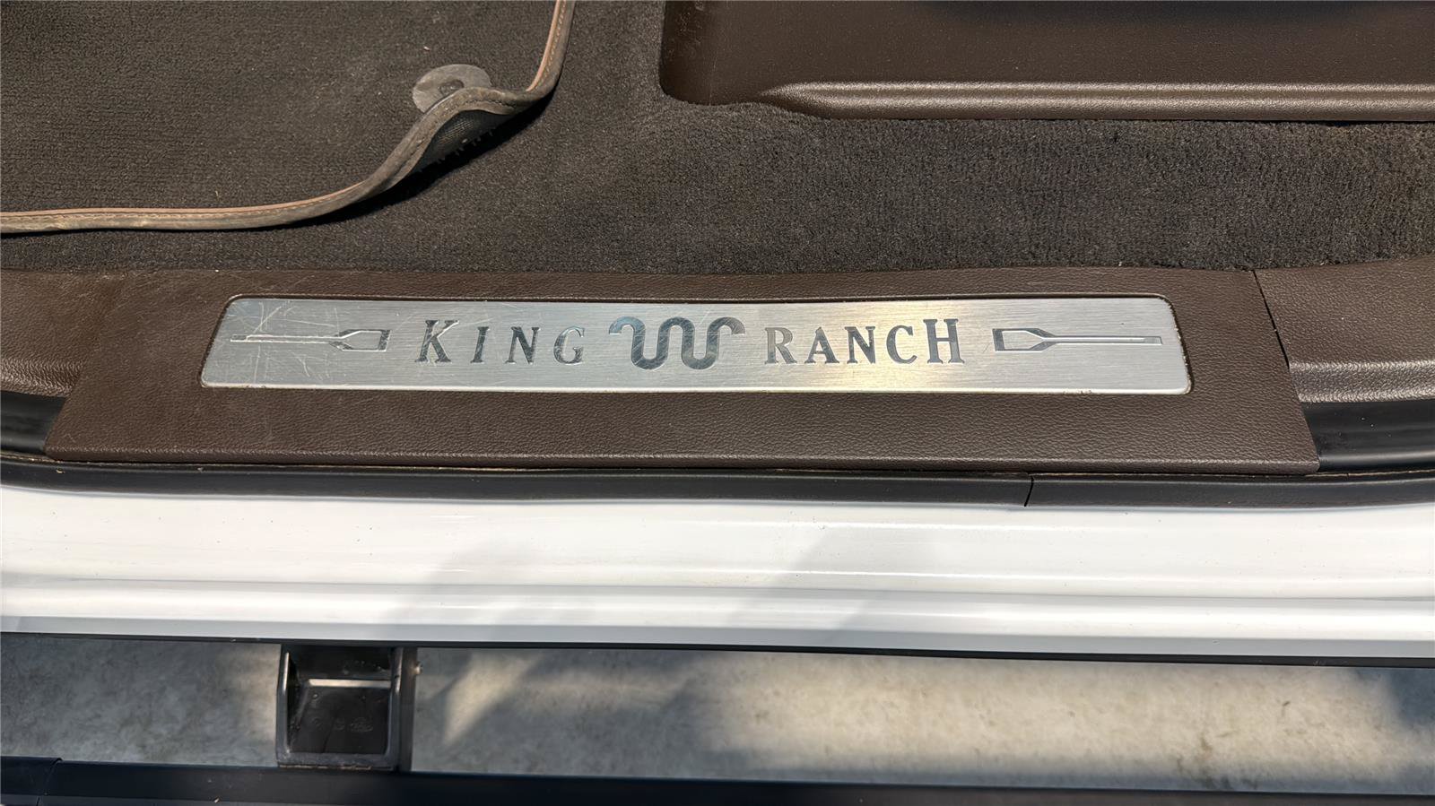 Certified 2023 Ford F250 King Ranch w/ Chrome Package AWD/4WD image 39