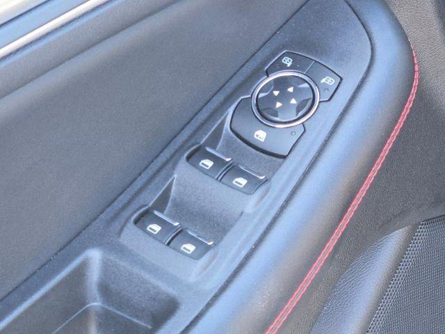 Certified 2024 Ford Edge ST-Line w/ Class II Trailer Tow Package image 23