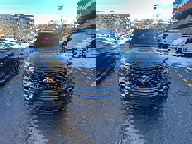 Certified 2023 Ford Explorer ST-Line image 2