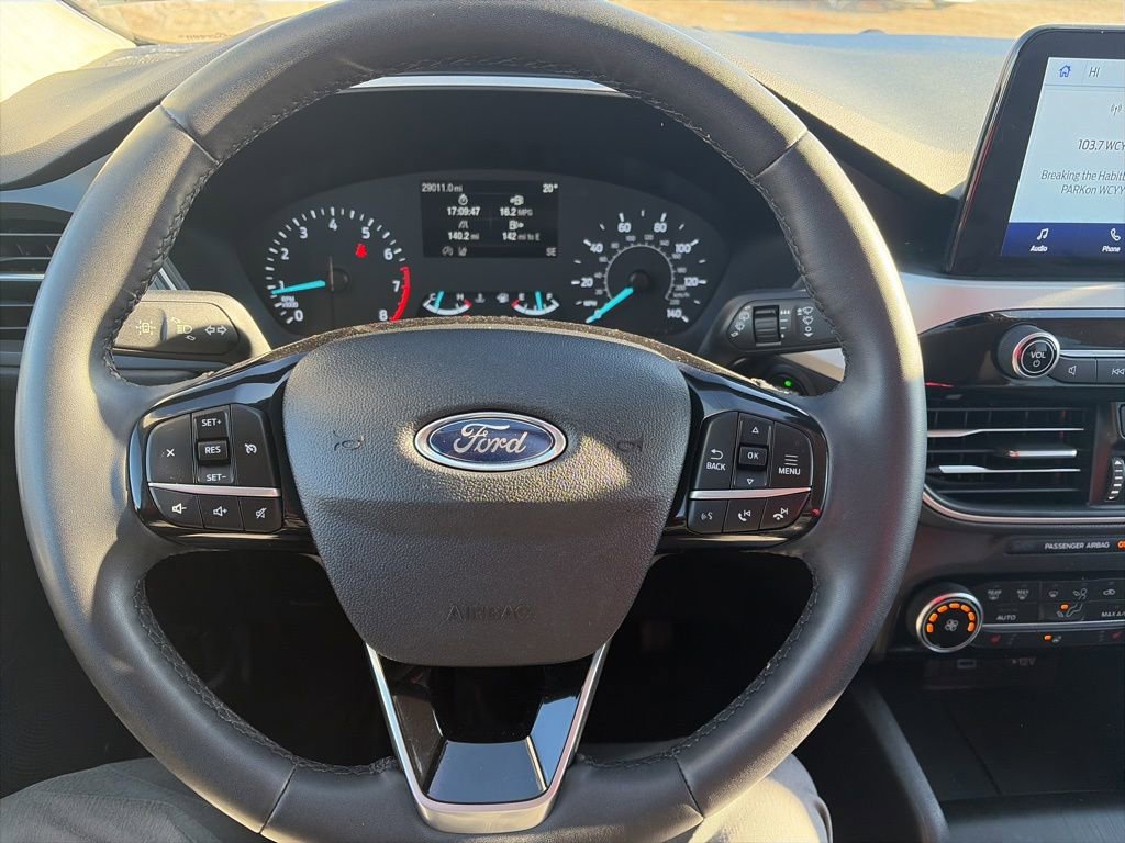 Certified 2022 Ford Escape SE w/ Cold Weather Package image 12