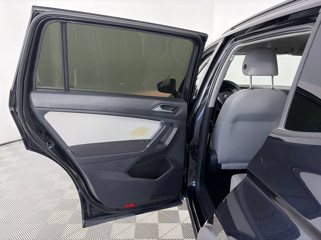 Used 2020 Volkswagen Tiguan S AWD/4WD image 12