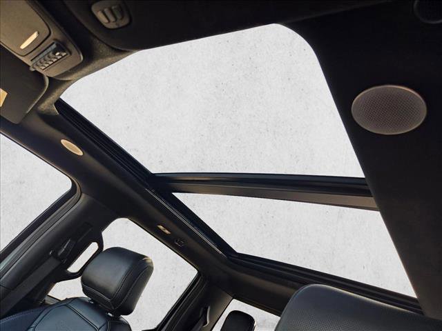 Certified 2023 Ford F150 Raptor w/ Raptor Carbon Fiber Package image 16