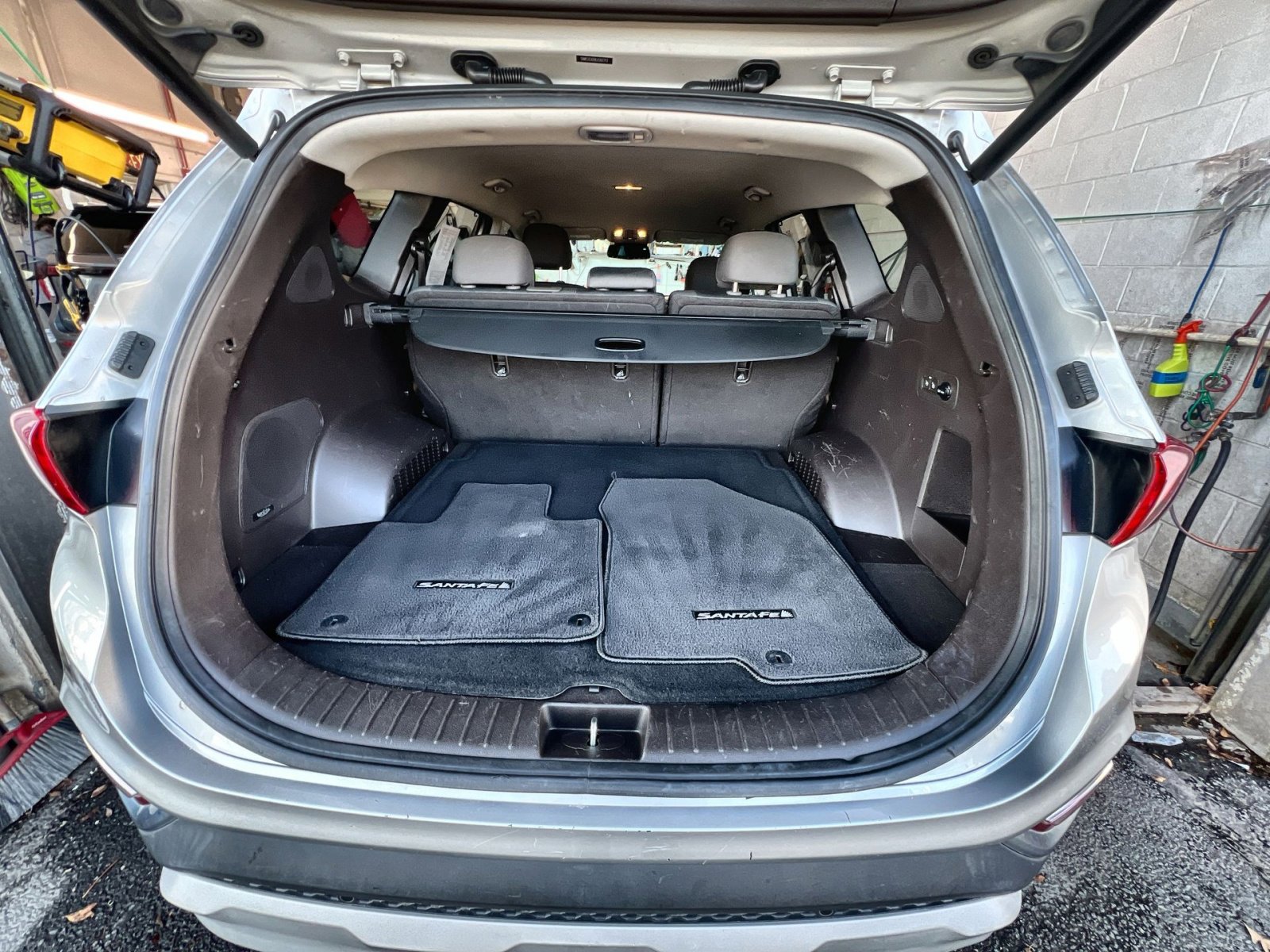 Used 2020 Hyundai Santa Fe SEL w/ Convenience Package image 24