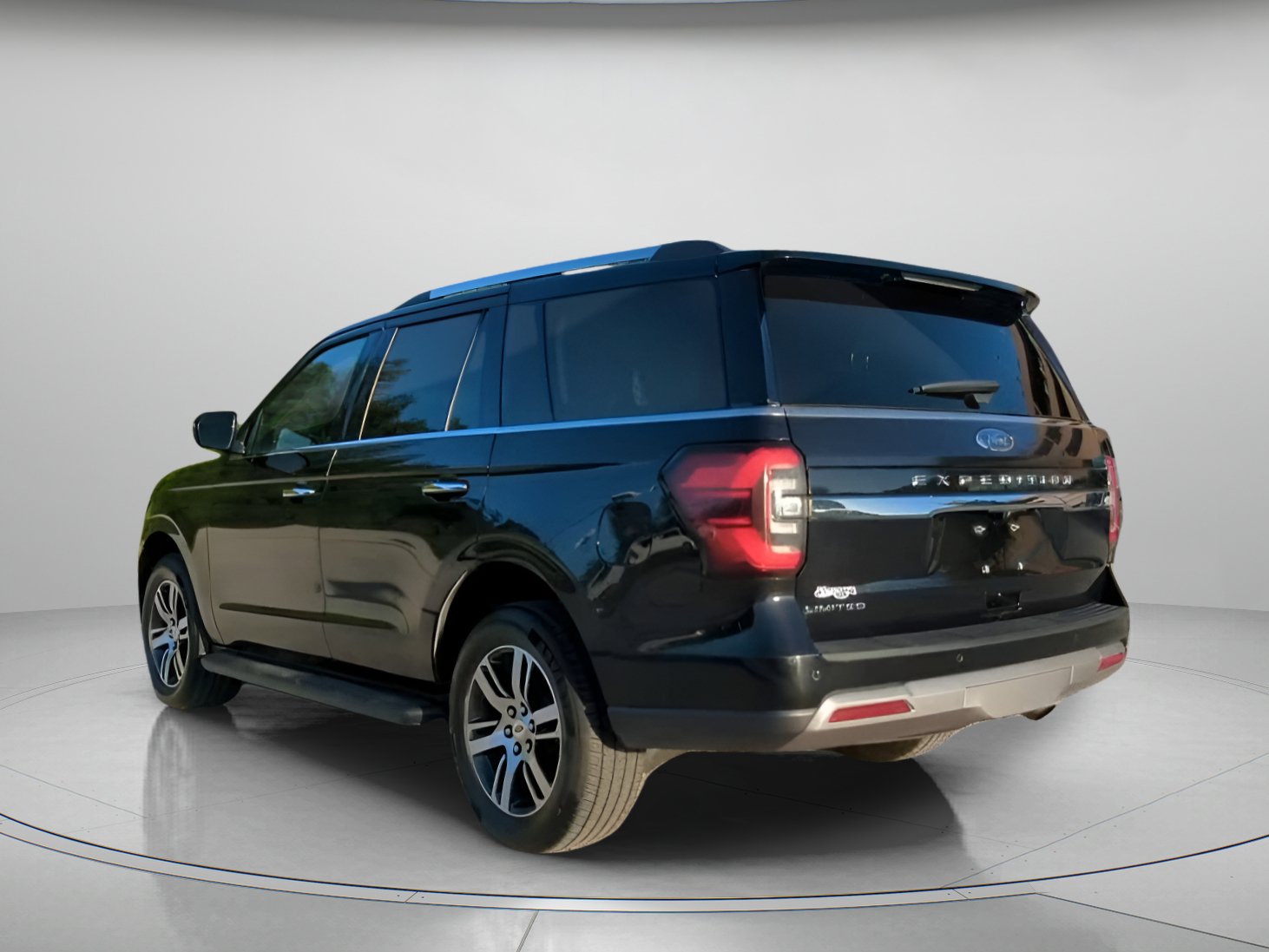 Certified 2024 Ford Expedition Limited AWD/4WD image 21