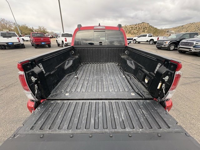 Used 2020 Toyota Tacoma TRD Off-Road image 18