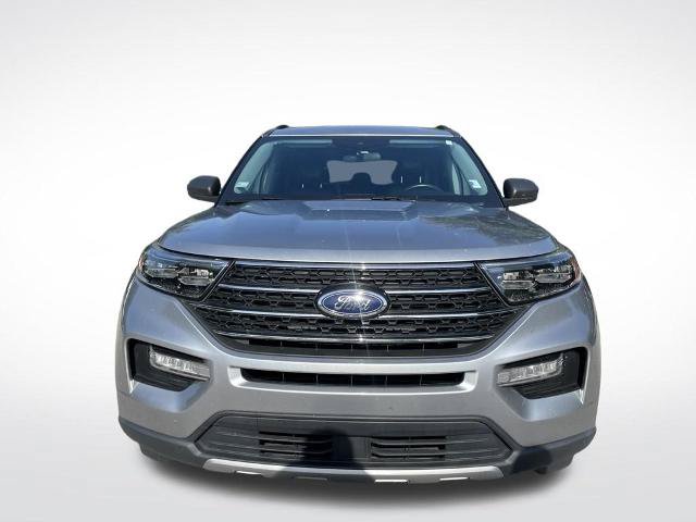 Certified 2023 Ford Explorer XLT w/ Equipment Group 202A RWD image 3