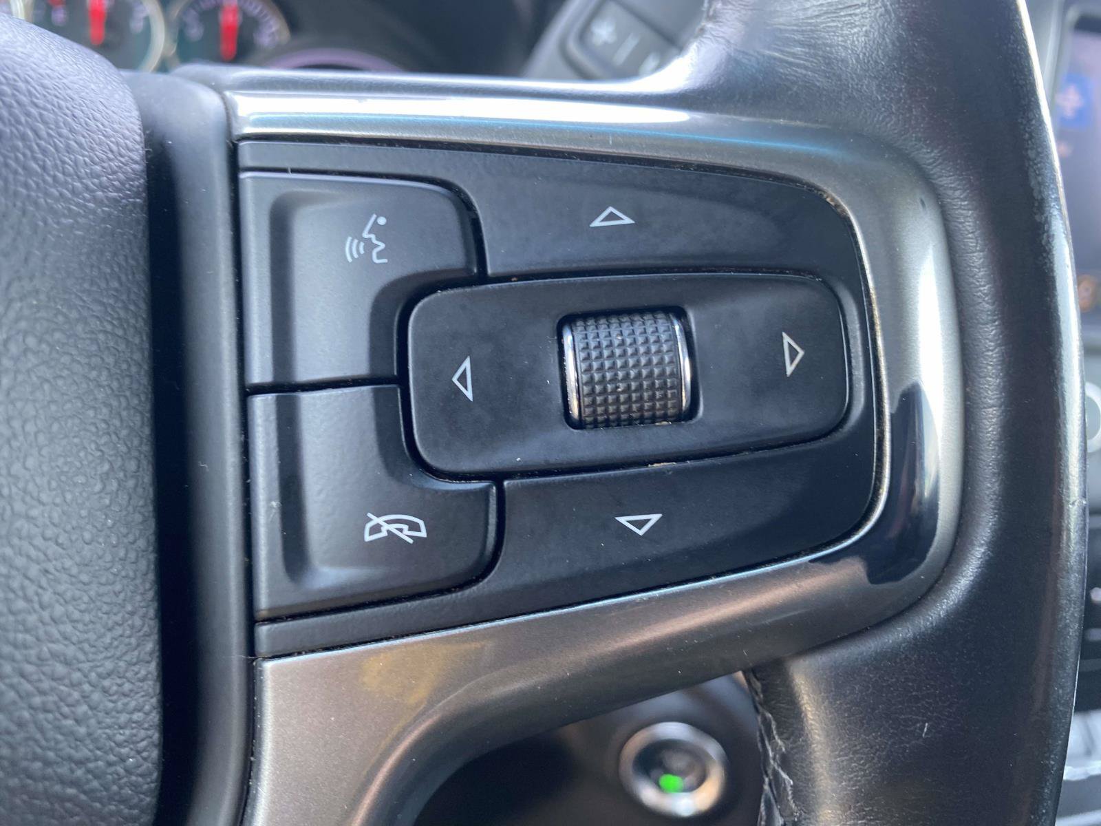 Used 2019 Chevrolet Silverado 1500 LT w/ All-Star Edition AWD/4WD image 21