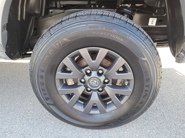 Used 2021 Toyota Tacoma SR5 image 9