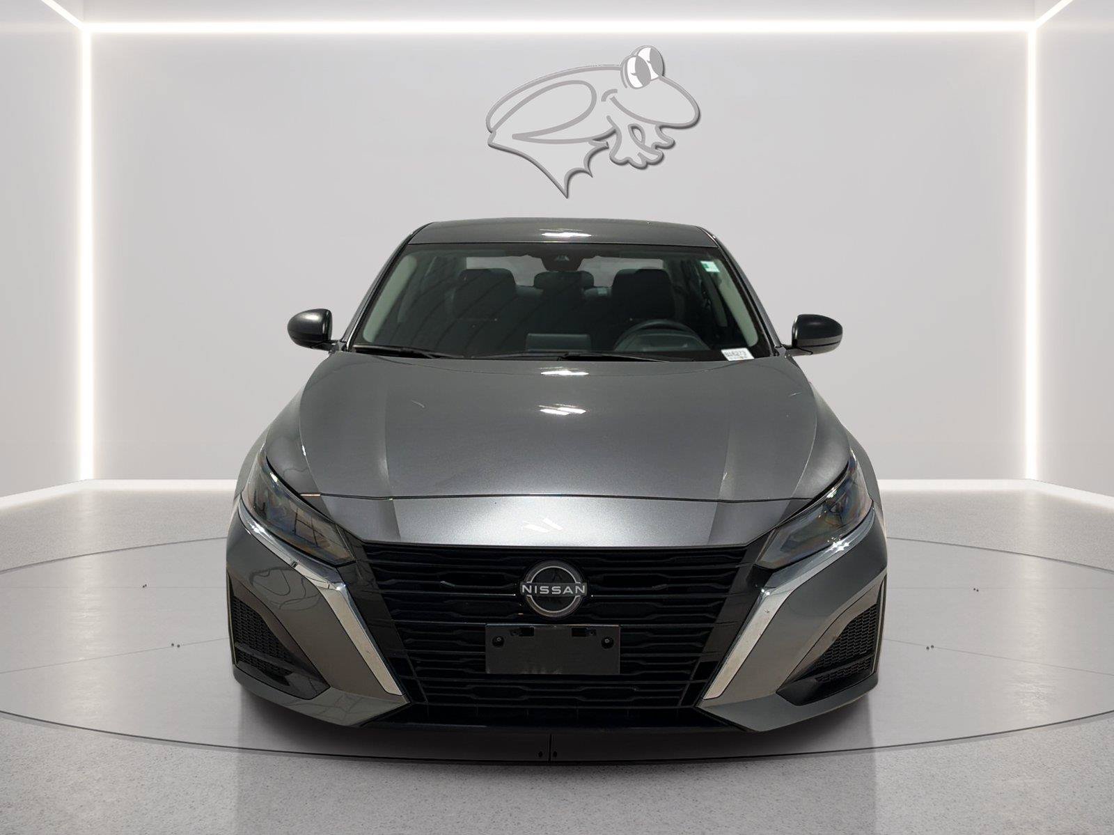 Used 2024 Nissan Altima 2.5 SV FWD image 8