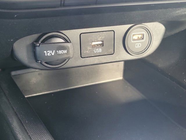 Used 2021 Hyundai Elantra SEL FWD image 23