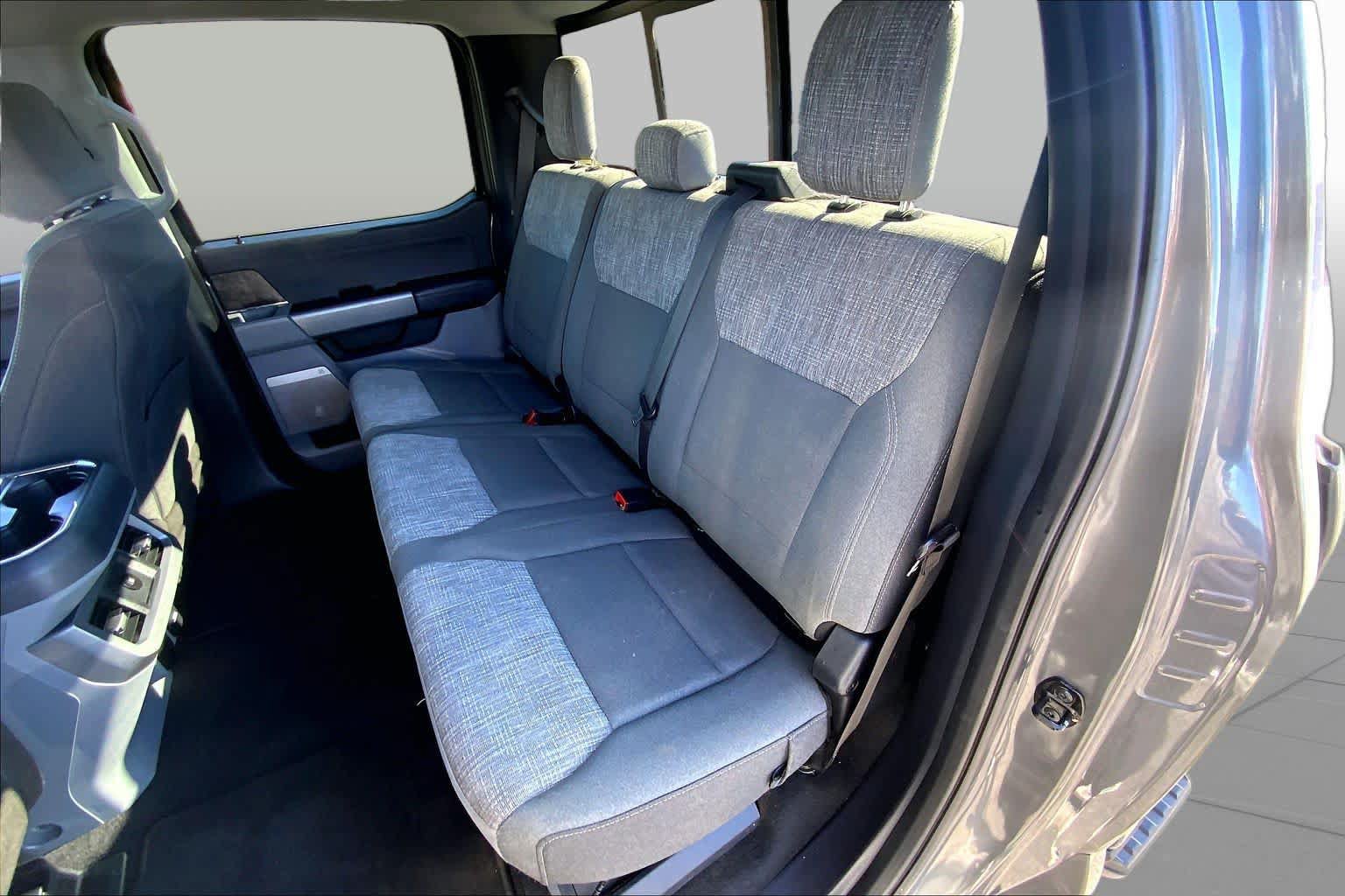 Certified 2023 Ford F350 XLT w/ Black Appearance Package AWD/4WD image 19