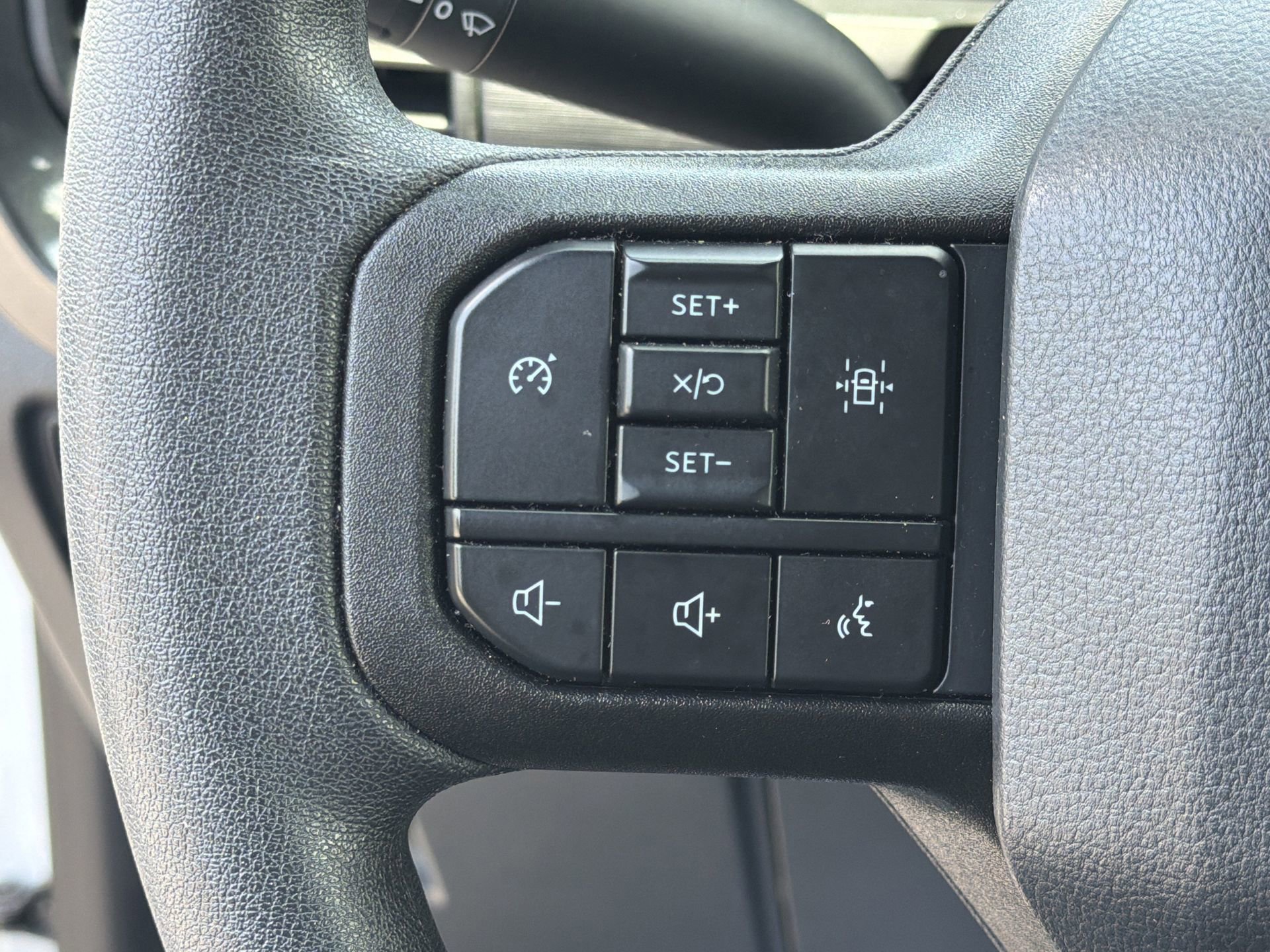 Certified 2025 Ford F150 STX w/ Equipment Group 200A AWD/4WD image 19