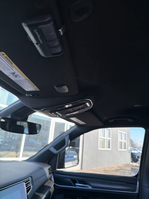 Used 2023 Jeep Wagoneer Series III w/ Preferred Equipment Group image 24