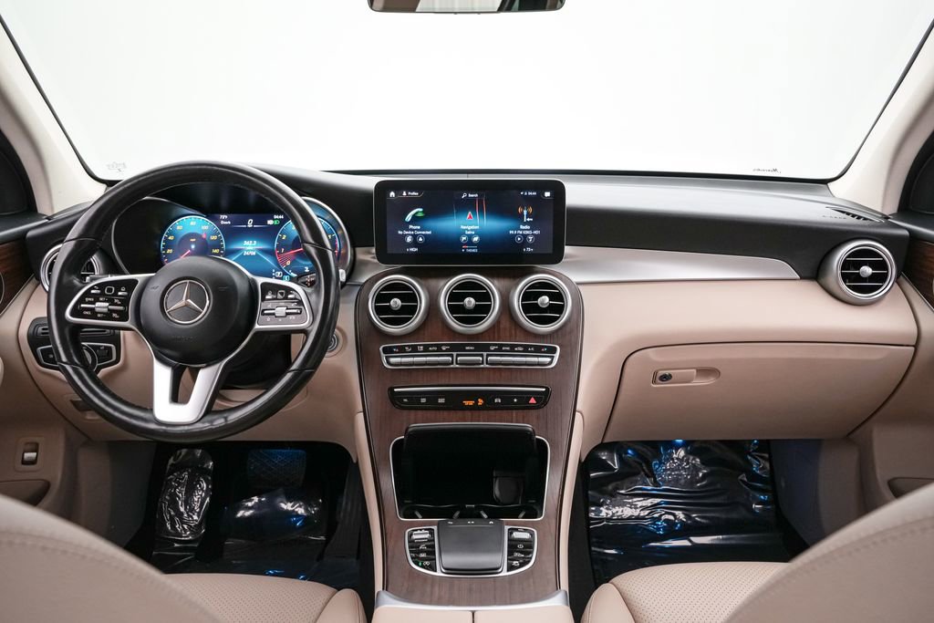 Used 2022 Mercedes-Benz GLC 300 4MATIC image 17