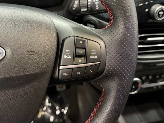 Certified 2024 Ford Escape ST-Line AWD/4WD image 18