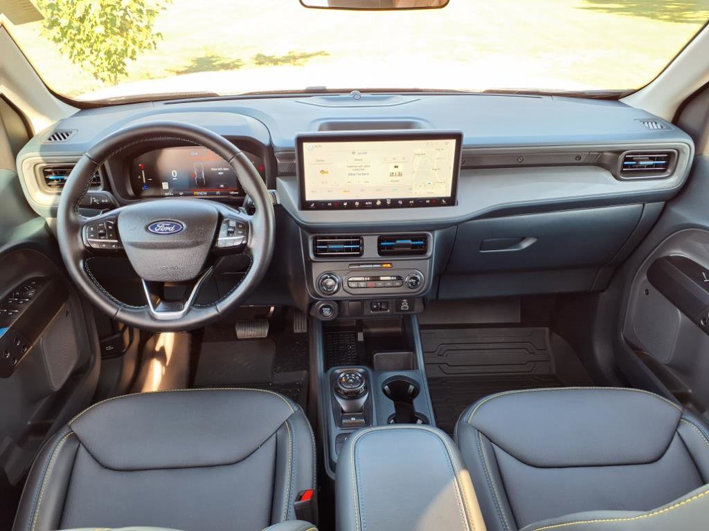 Certified 2025 Ford Maverick Lobo image 28