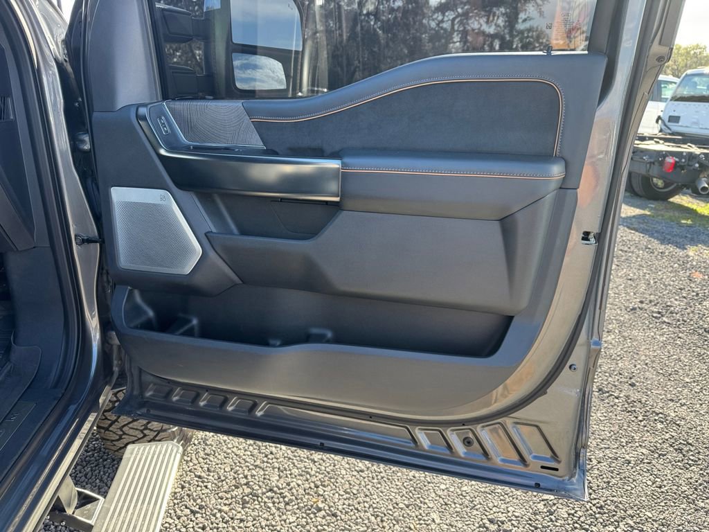 Certified 2023 Ford F350 Platinum w/ Tremor Off-Road Package image 21