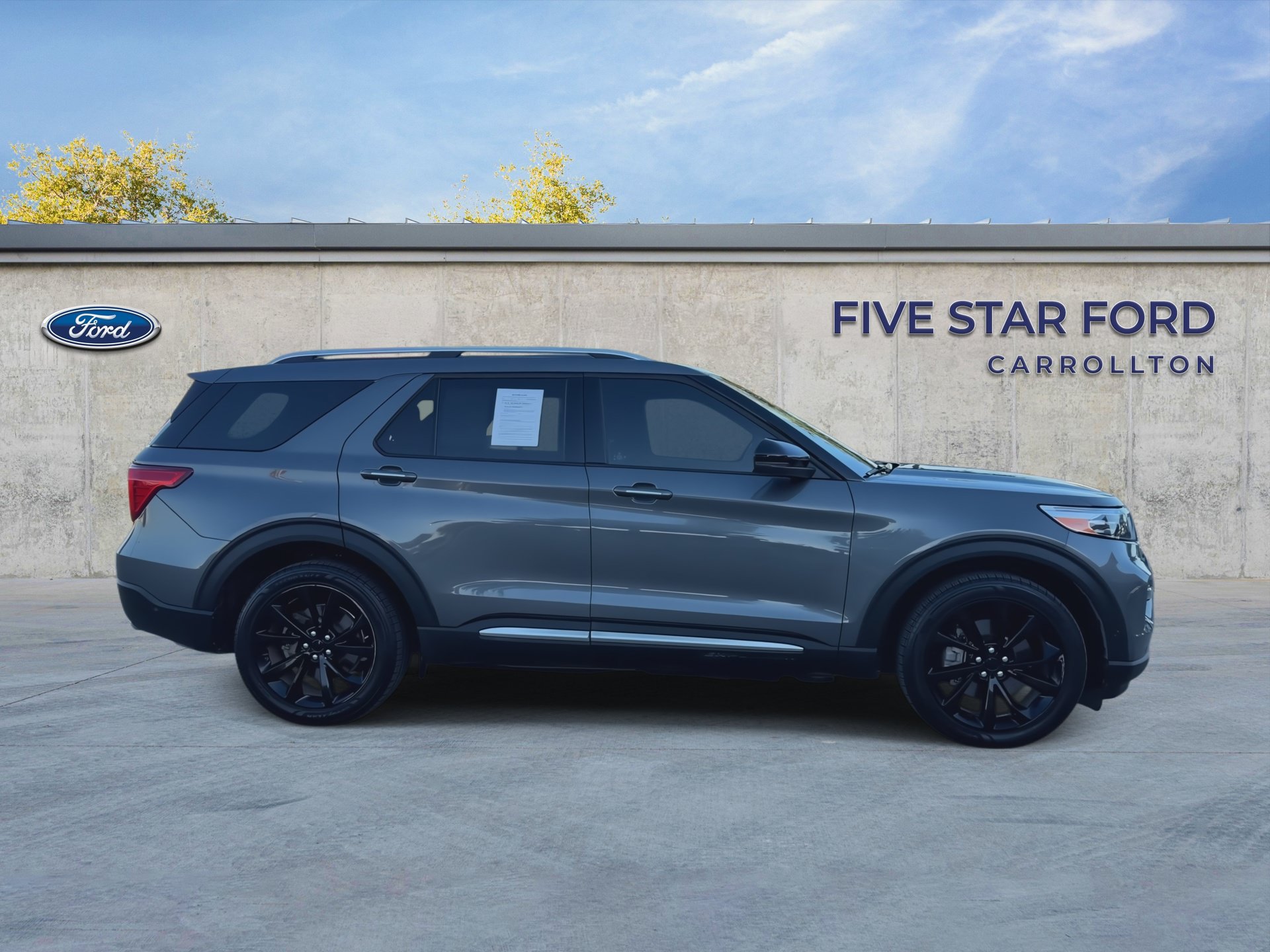 Certified 2023 Ford Explorer Platinum w/ Technology Package RWD image 9