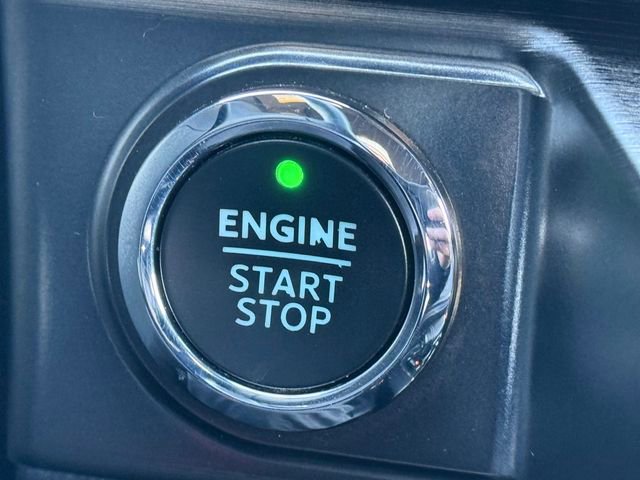 Certified 2023 Ford F150 Lariat w/ Equipment Group 502A High image 16