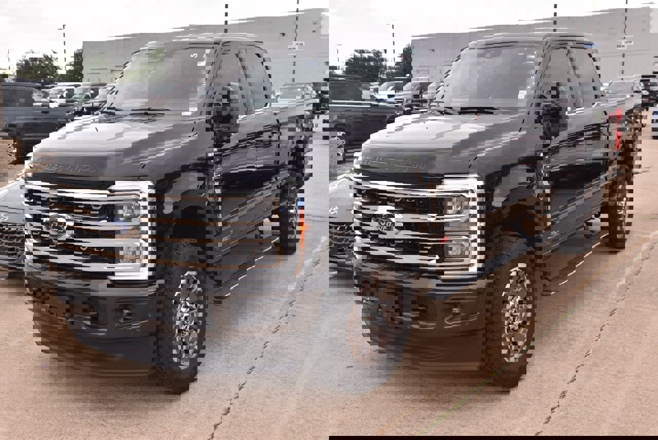 Certified 2025 Ford F250 King Ranch image 2