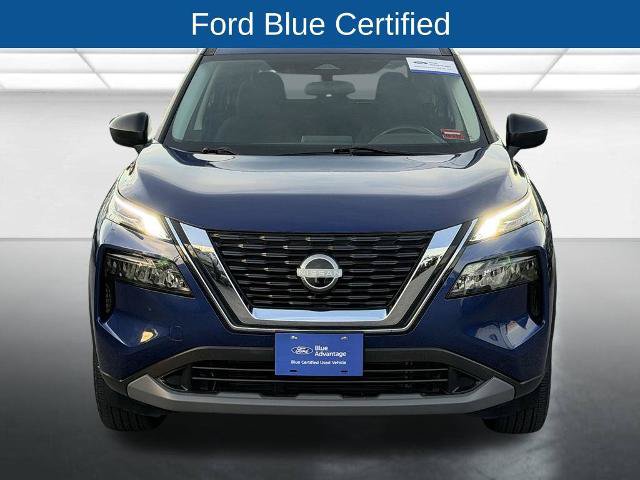 Used 2023 Nissan Rogue S AWD/4WD image 2