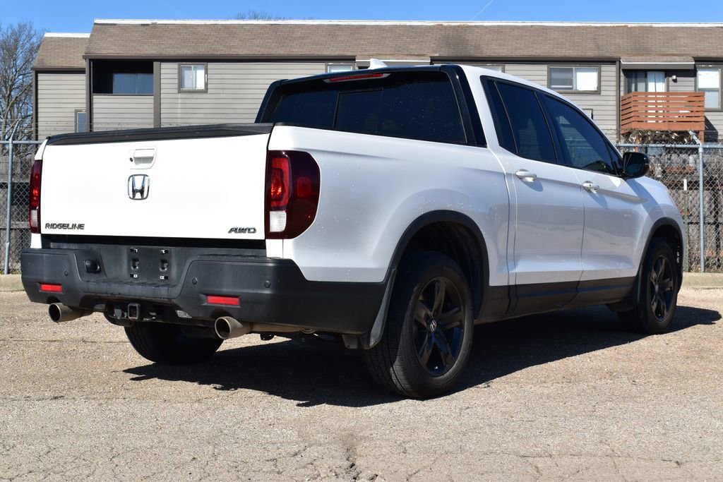 Used 2021 Honda Ridgeline Black Edition image 4