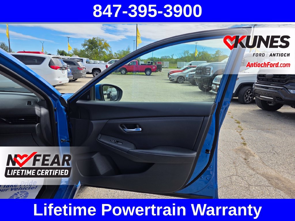Used 2024 Nissan Sentra SV FWD image 31