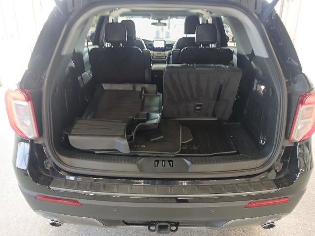 Certified 2023 Ford Explorer XLT w/ Equipment Group 202A image 20